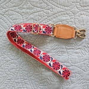 Noonday Embroidered Bloom Strap